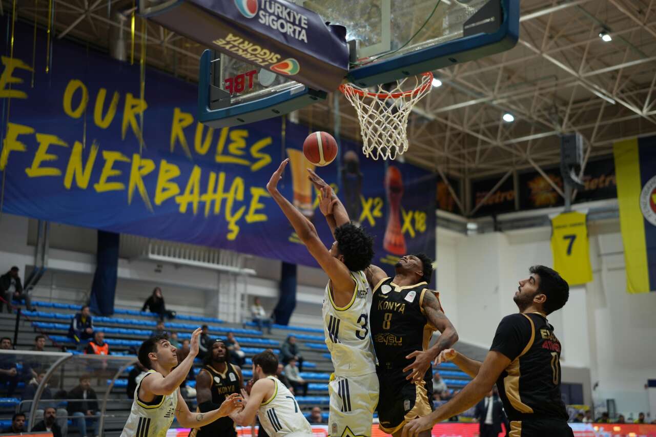 Konya’nın dev adamları, Fenerbahçe’yi evinde yendi 5